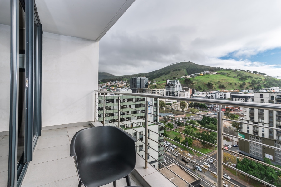 2 Bedroom Property for Sale in Cape Town City Centre Western Cape